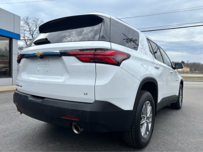 2023 Chevrolet Traverse Base