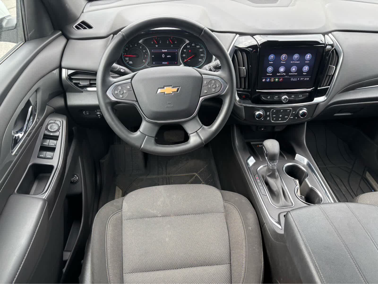 2023 Chevrolet Traverse Base