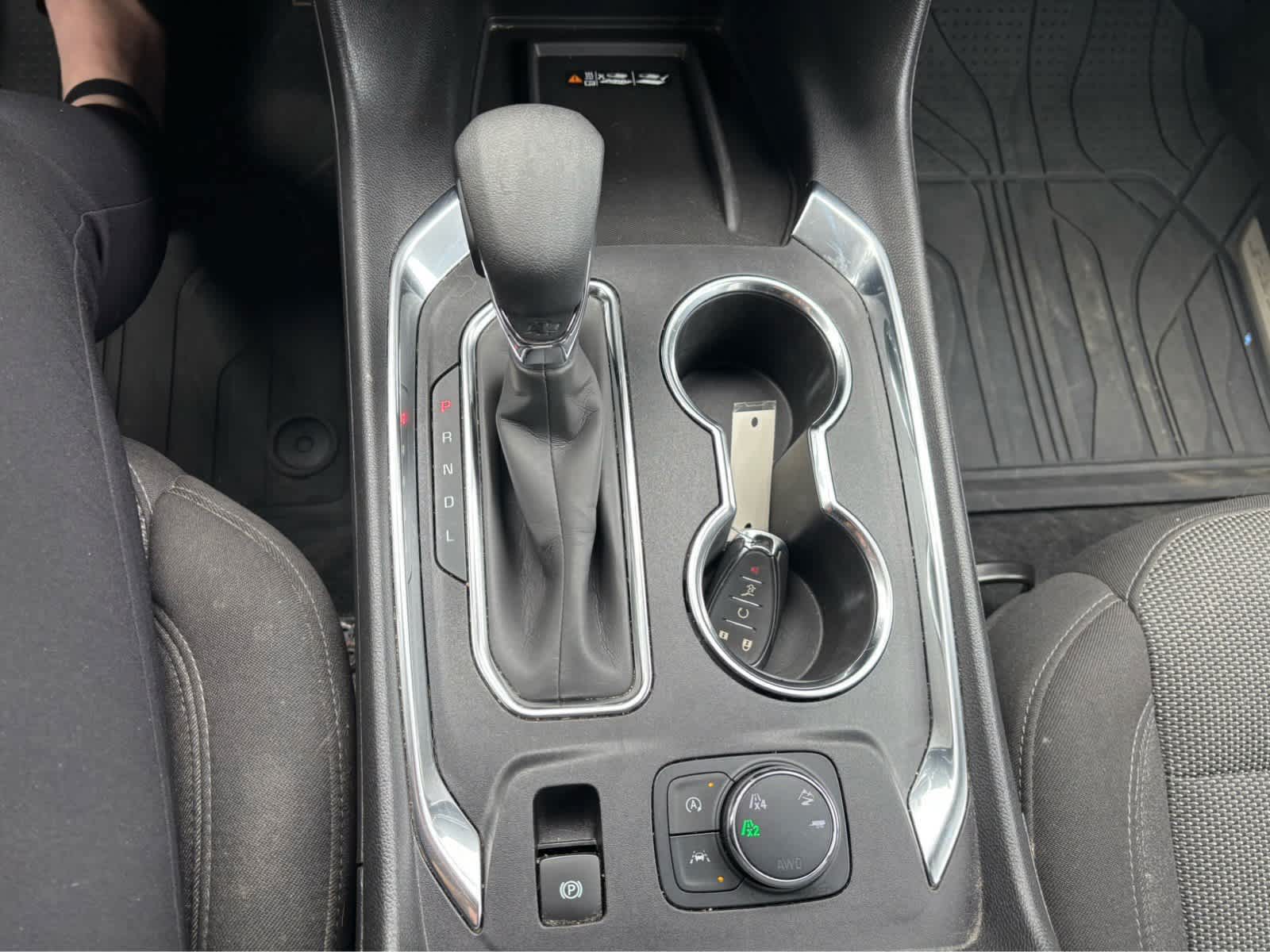 2023 Chevrolet Traverse Base