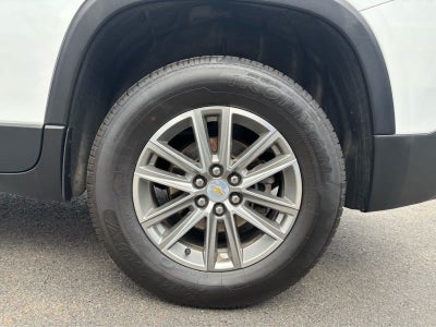 2023 Chevrolet Traverse Base