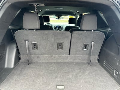 2023 Chevrolet Traverse Base