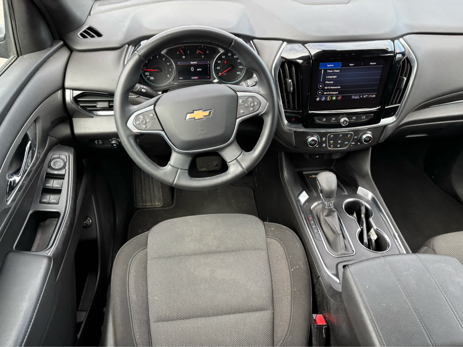 2023 Chevrolet Traverse Base