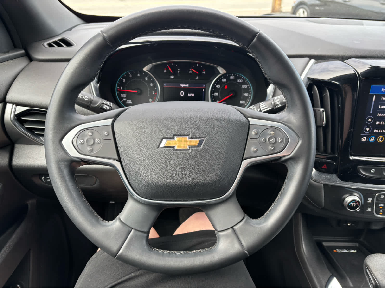 2023 Chevrolet Traverse Base