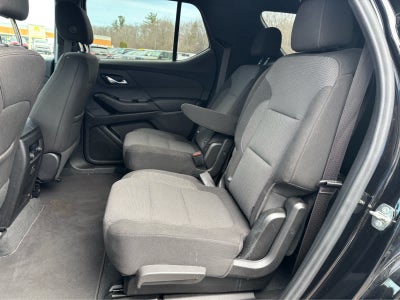 2023 Chevrolet Traverse Base