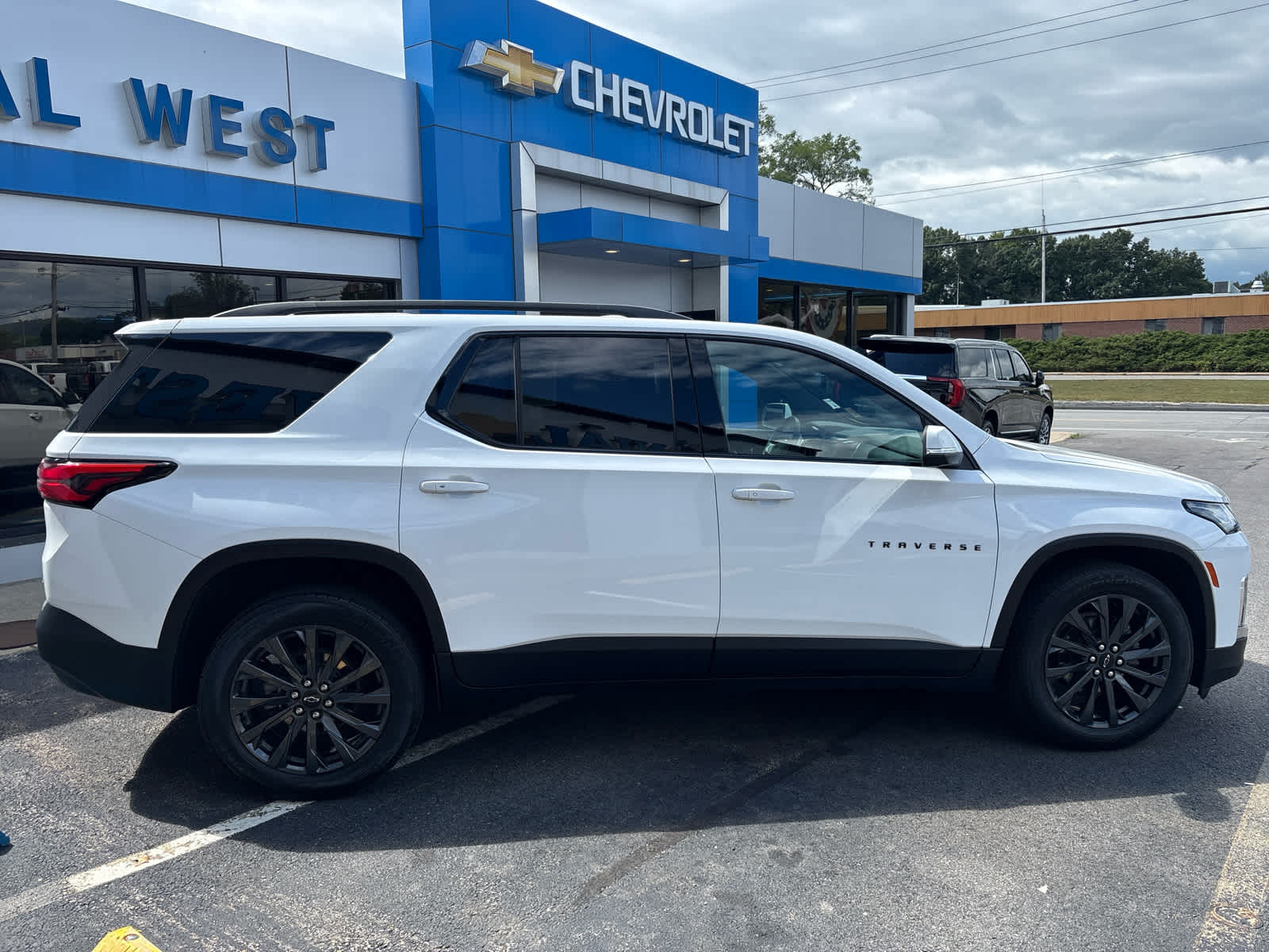 2023 Chevrolet Traverse RS