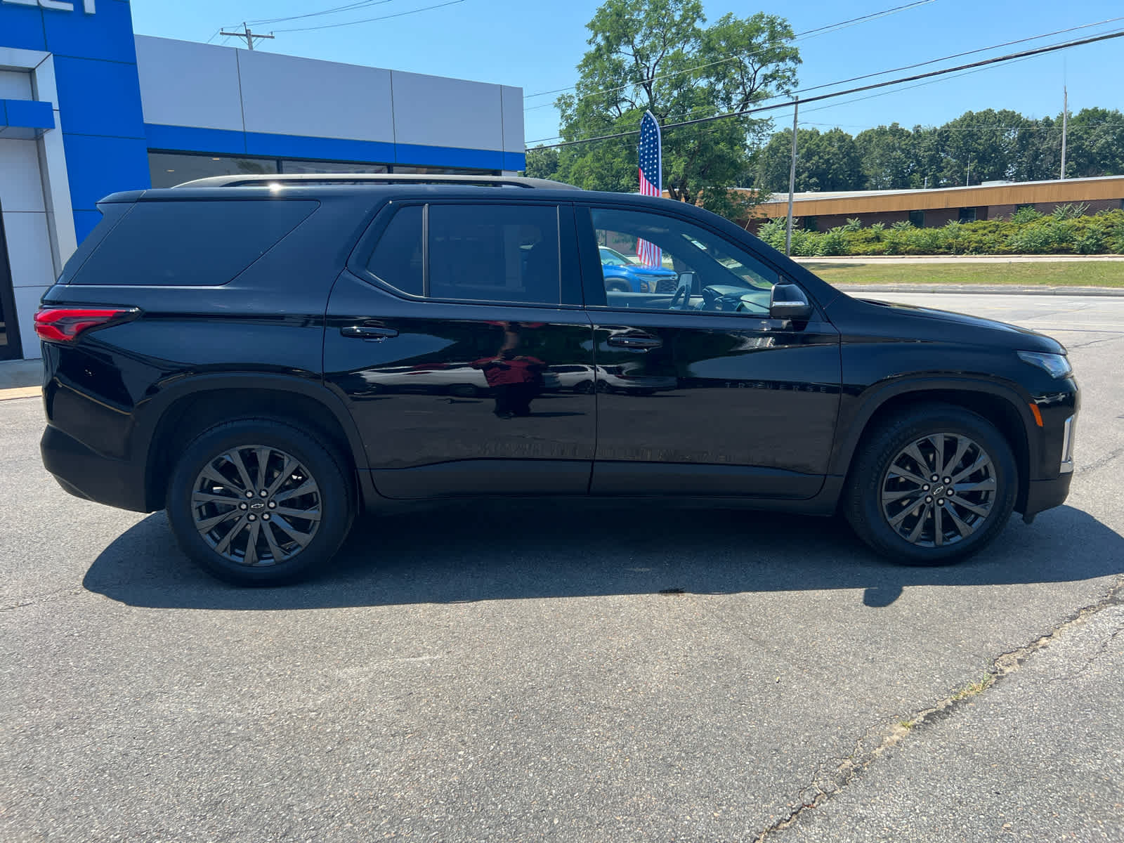 2023 Chevrolet Traverse RS