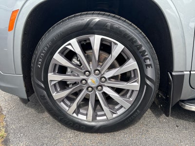 2023 Chevrolet Traverse Base