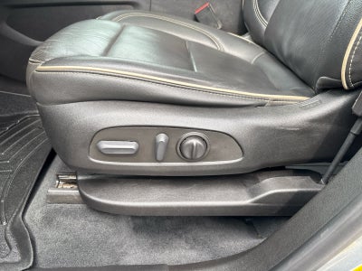 2023 Chevrolet Traverse Base