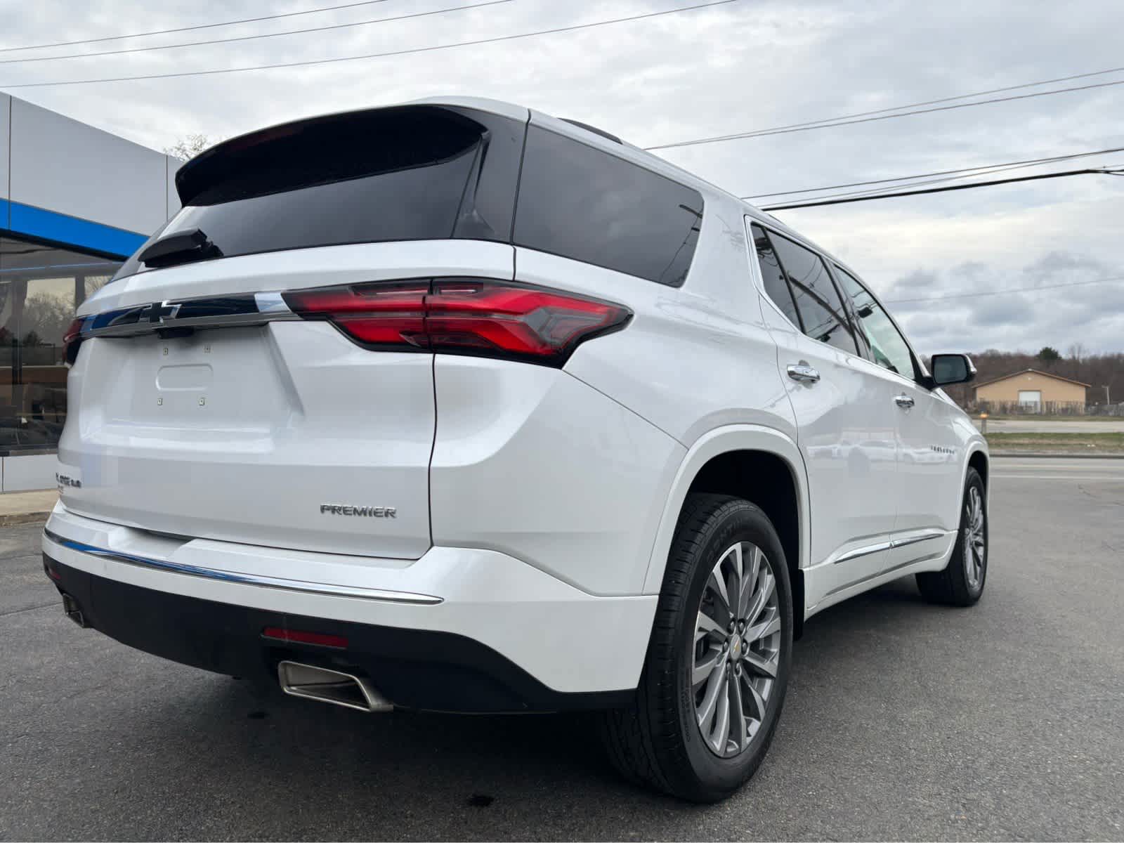 2023 Chevrolet Traverse Premier