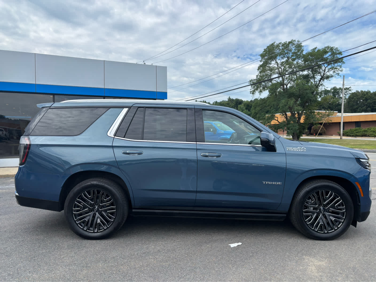 2025 Chevrolet Tahoe Base