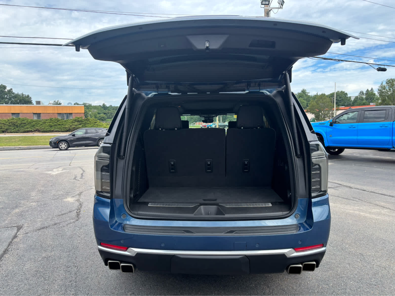 2025 Chevrolet Tahoe Base