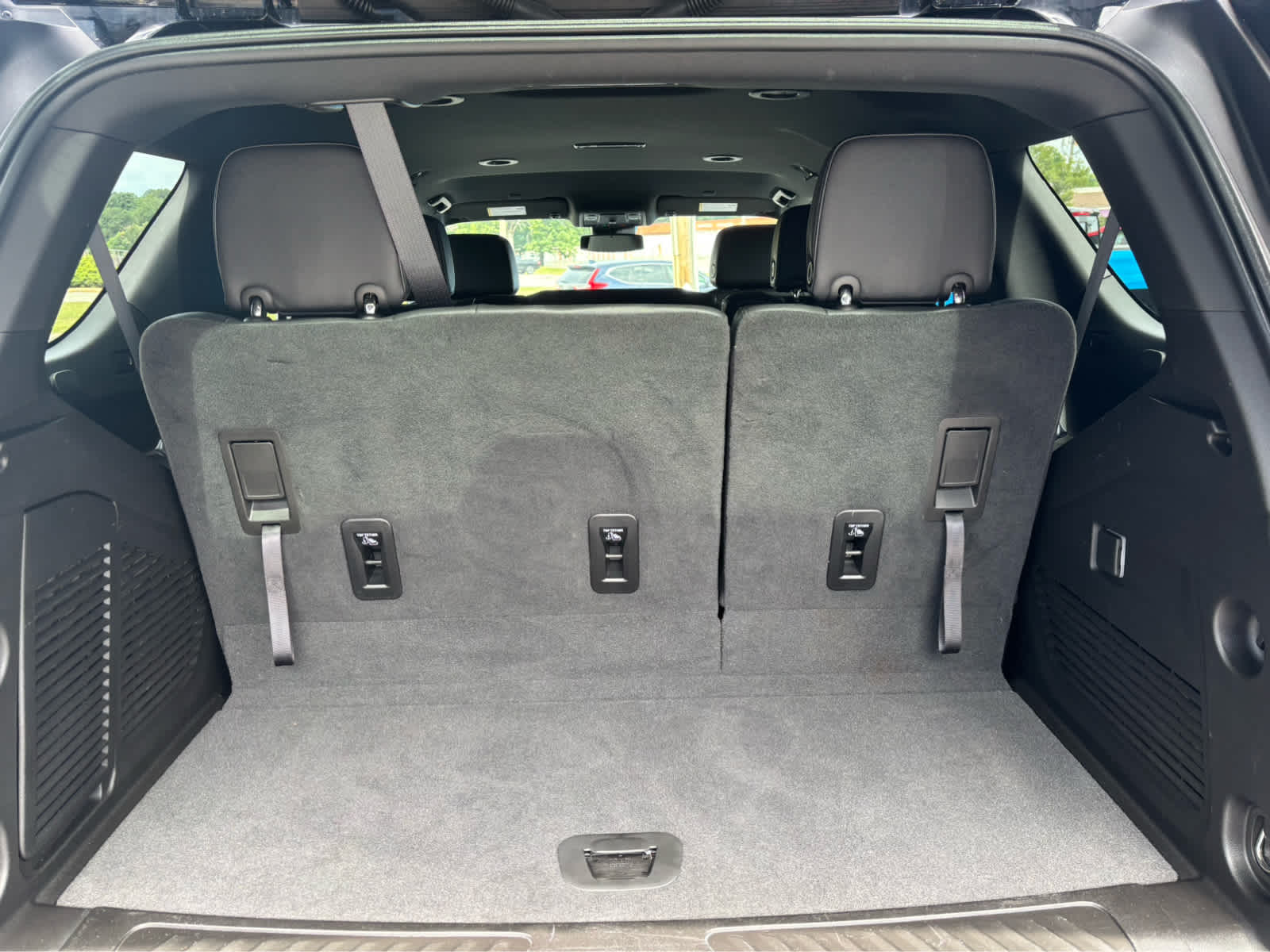2023 Chevrolet Tahoe Base