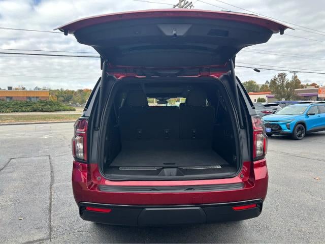 2023 Chevrolet Suburban RST