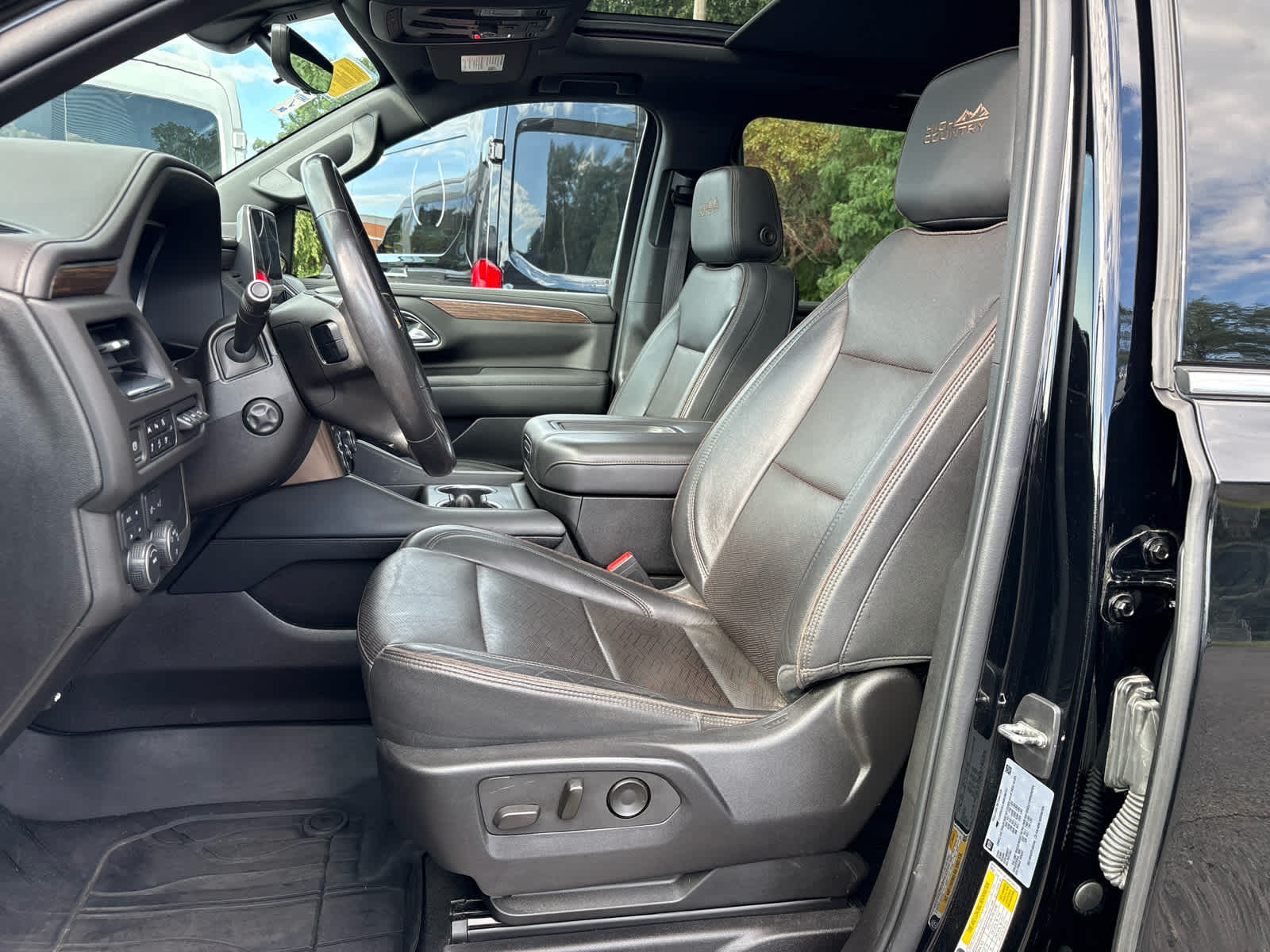 2022 Chevrolet Suburban High Country