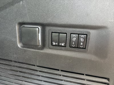 2022 Chevrolet Suburban High Country