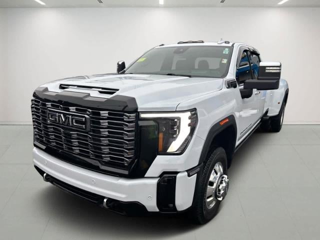2026 GMC Sierra 3500 HD Denali Ultimate DRW
