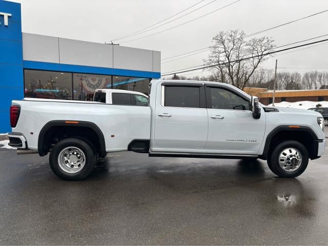 2026 GMC Sierra 3500 HD Denali Ultimate DRW