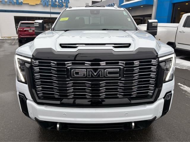 2026 GMC Sierra 3500 HD Denali Ultimate DRW