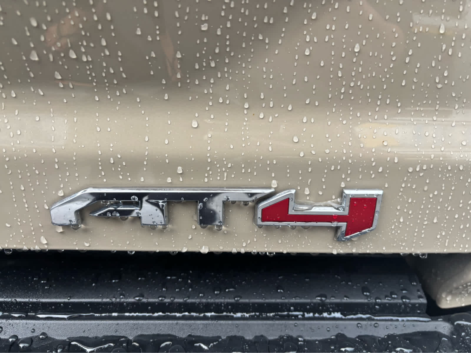 2024 GMC Canyon Base