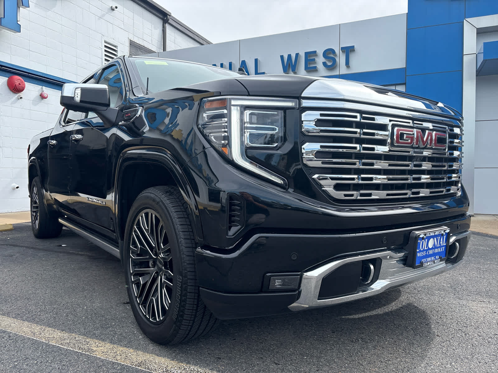 2023 GMC Sierra 1500 Denali