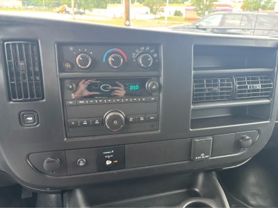 2025 GMC Savana Cargo Base