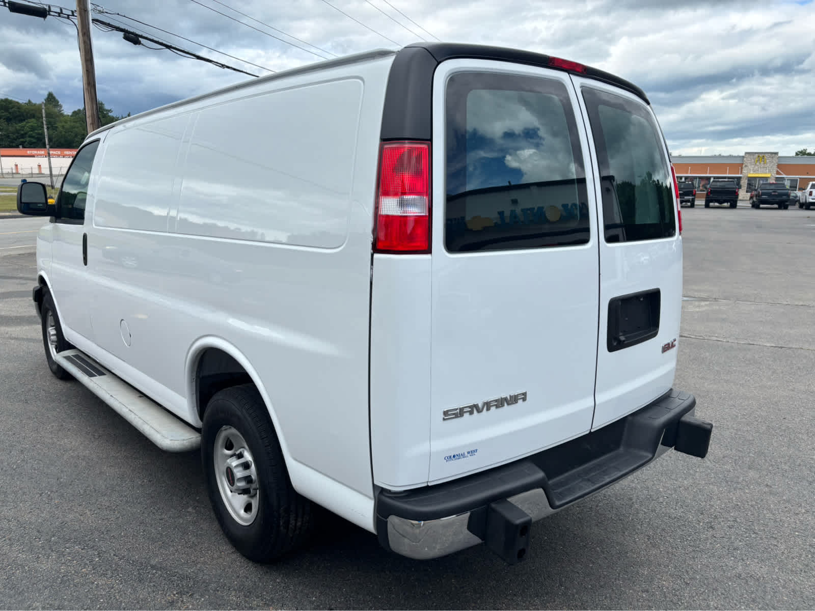 2025 GMC Savana Cargo Base