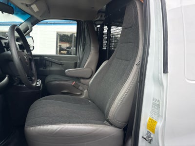 2025 GMC Savana Cargo Base
