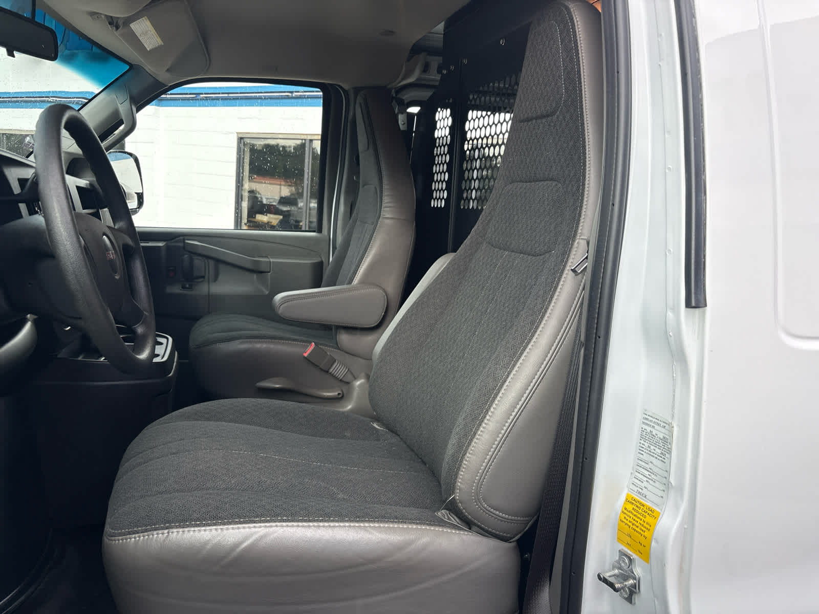 2025 GMC Savana Cargo Base