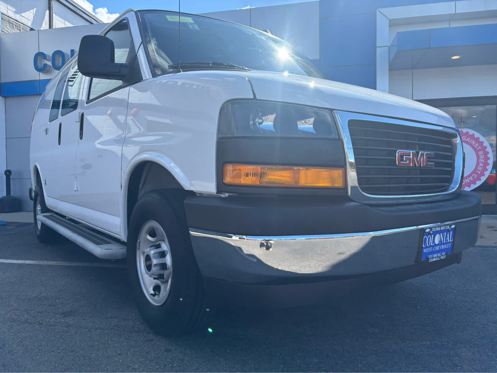 2025 GMC Savana Cargo Base