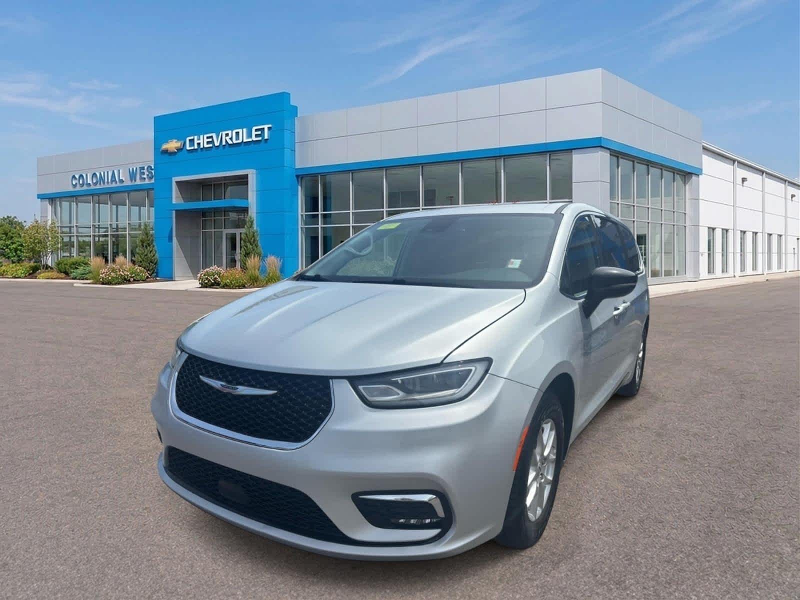 2024 Chrysler Pacifica Touring L