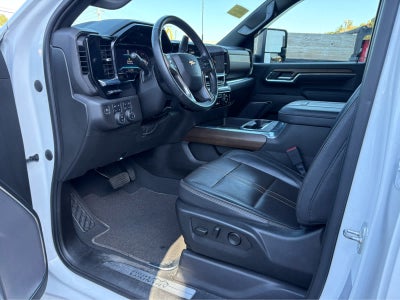 2024 Chevrolet Silverado 3500 HD High Country