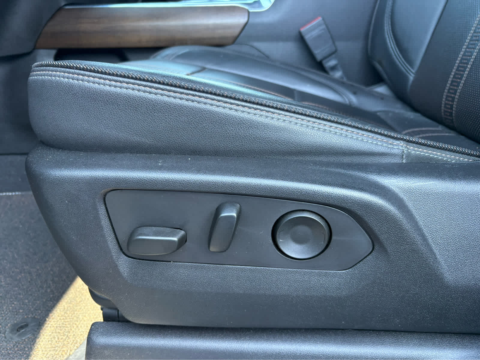 2024 Chevrolet Silverado 3500 HD High Country