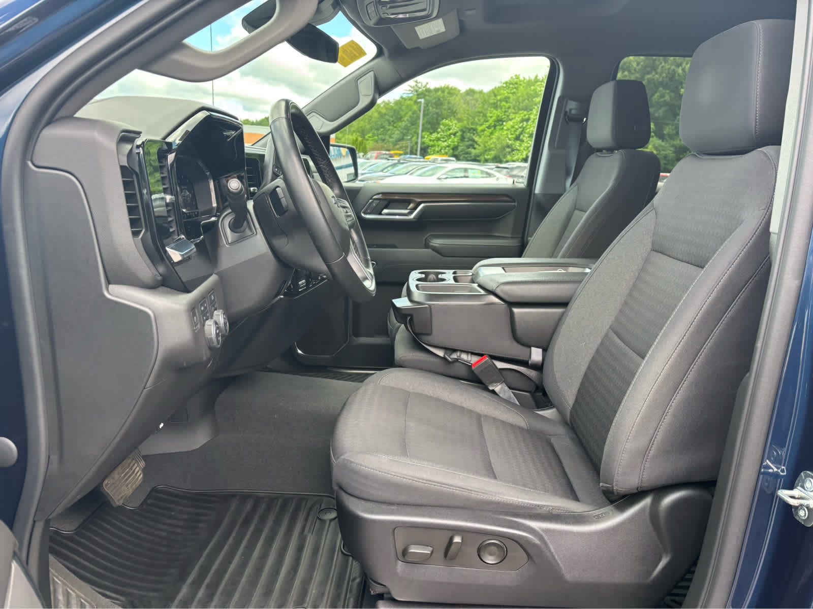 2023 Chevrolet Silverado 1500 Base