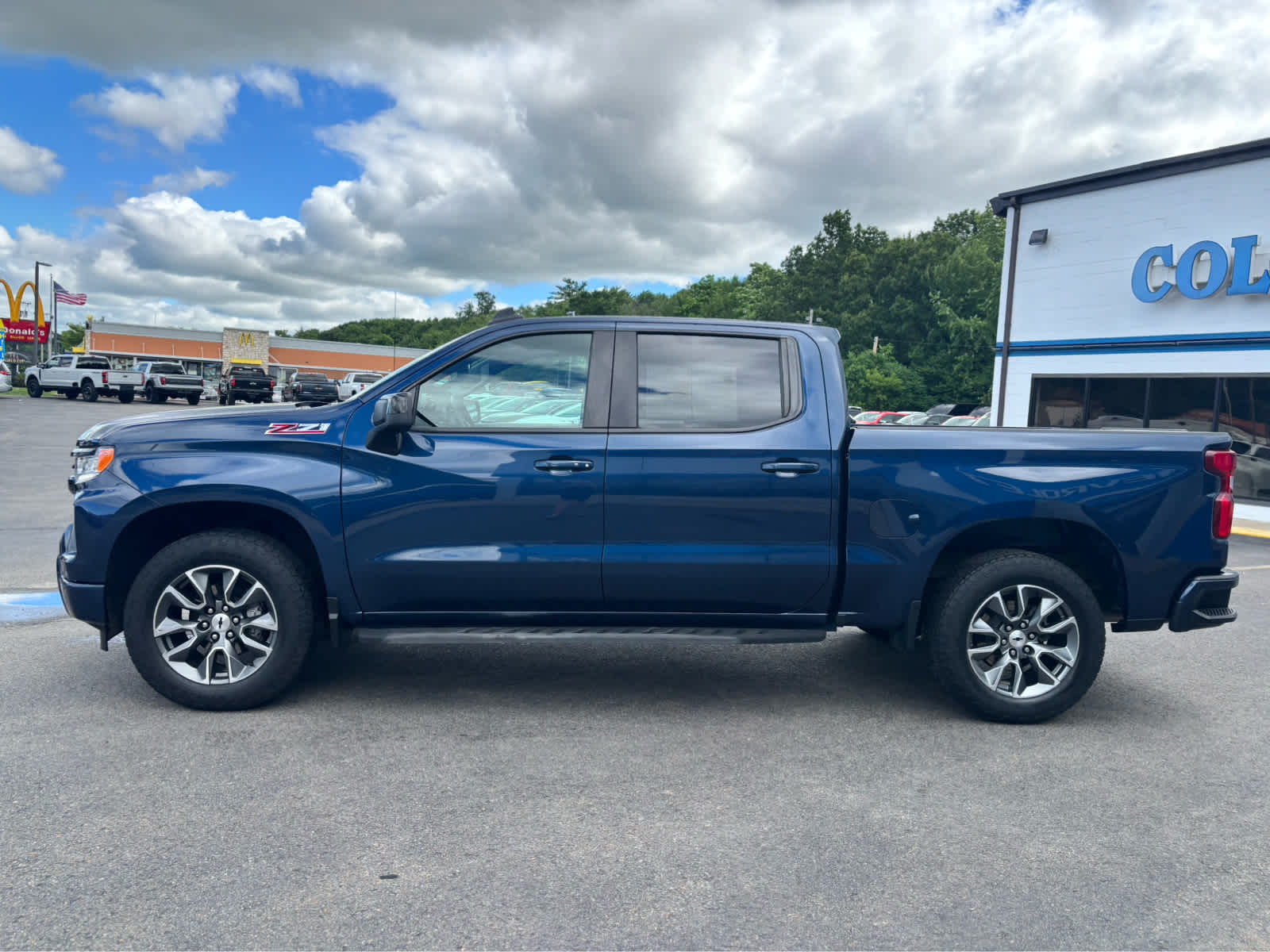 2023 Chevrolet Silverado 1500 Base