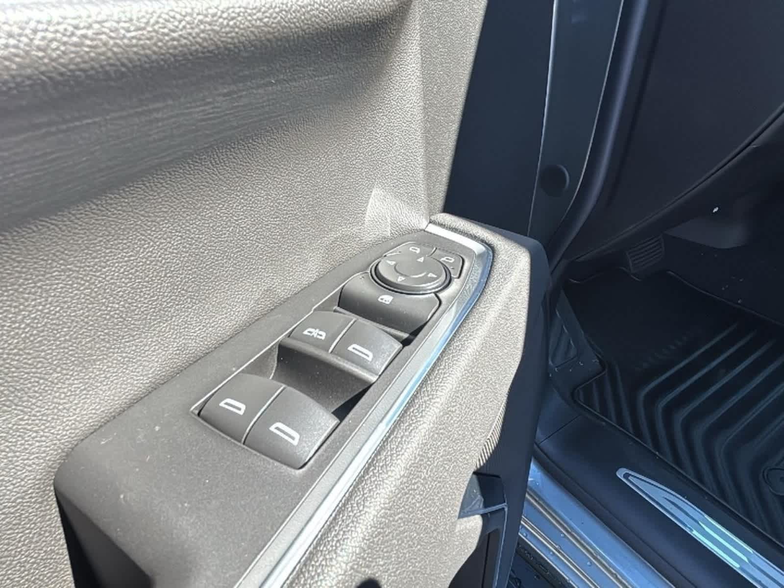 2026 Chevrolet Silverado 1500 LT - Photo 24