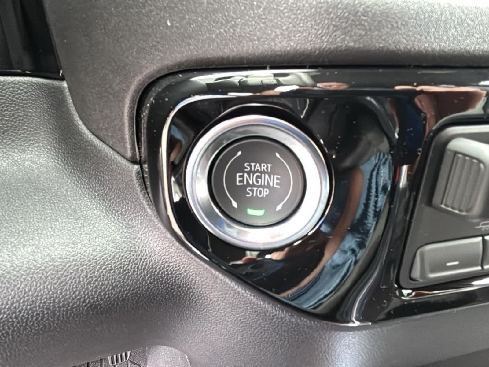 2026 Chevrolet Silverado 1500 LT - Photo 10