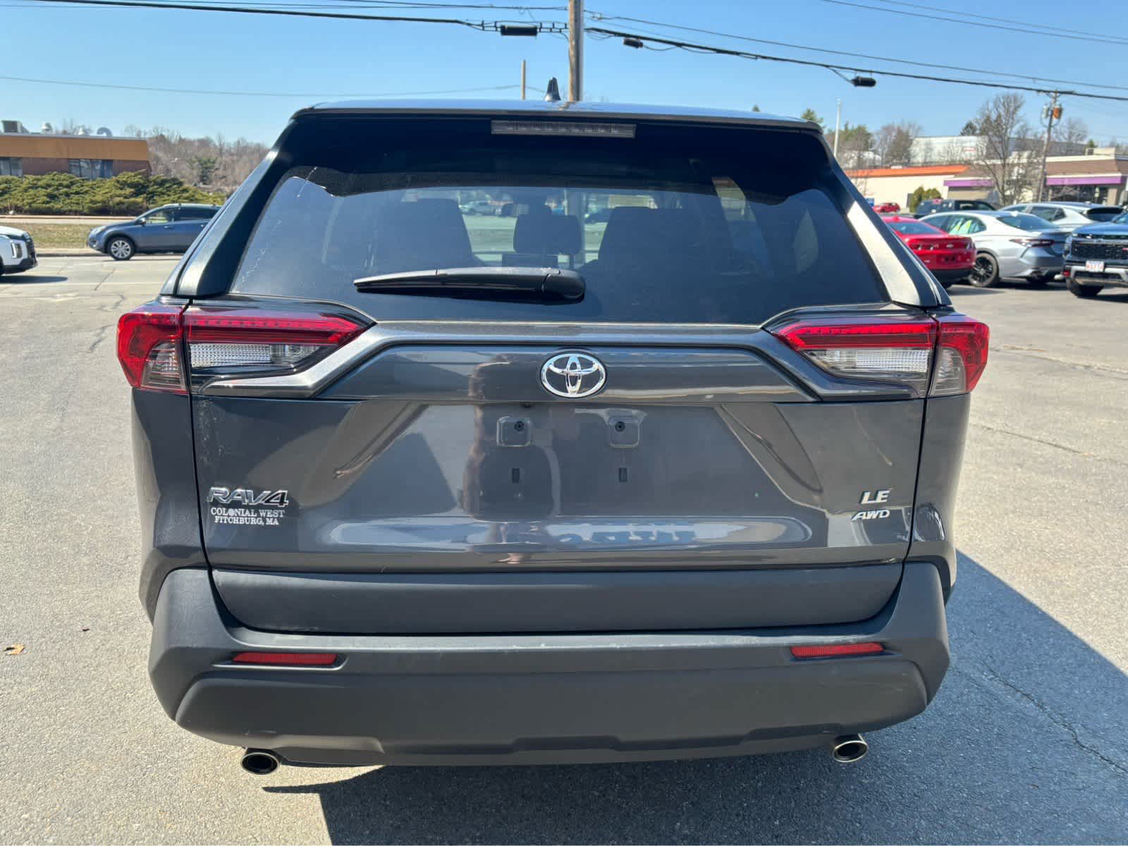 2022 Toyota RAV4 LE