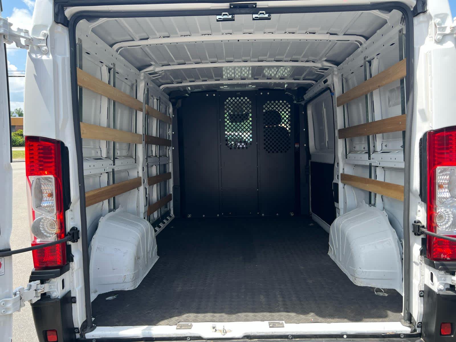 2025 RAM ProMaster Cargo Van Tradesman
