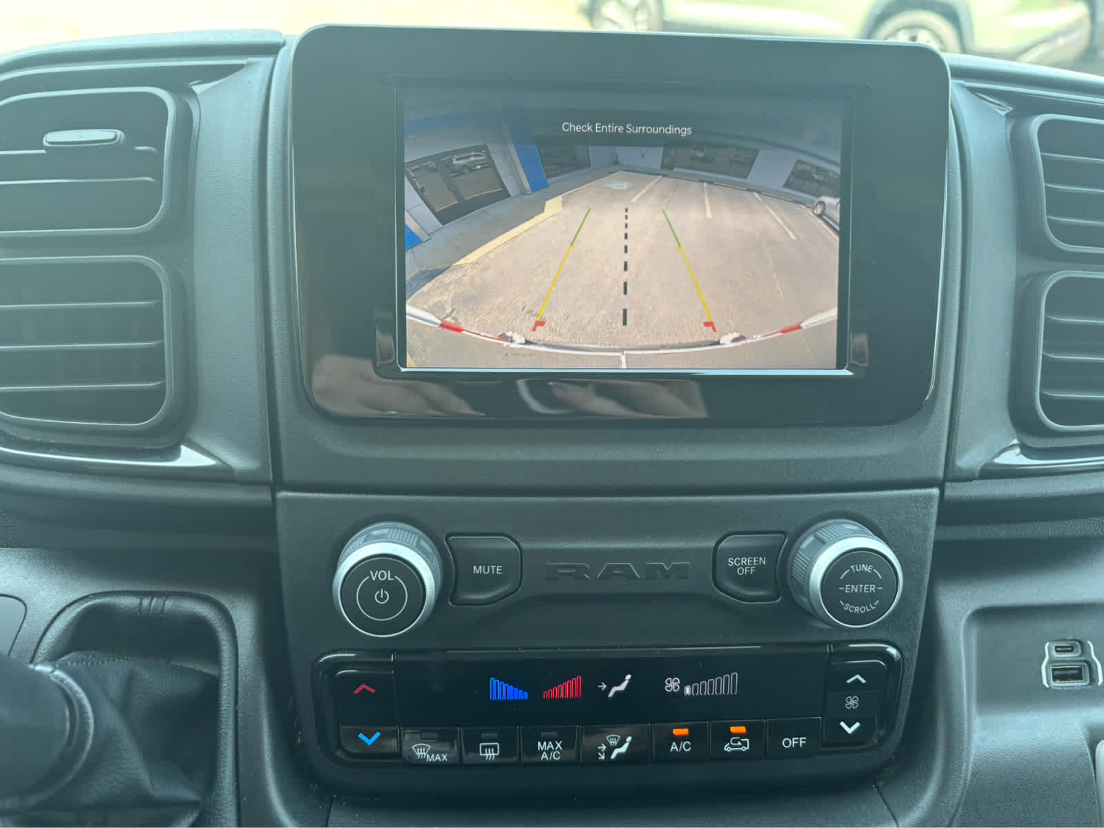 2025 RAM ProMaster Cargo Van Tradesman