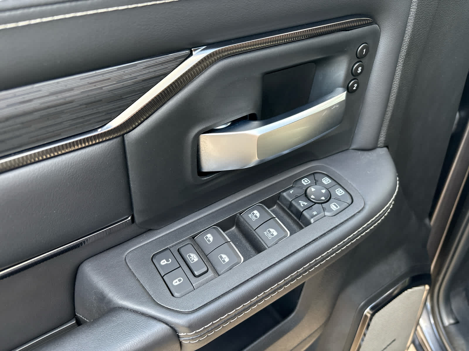 2025 RAM 2500 Base