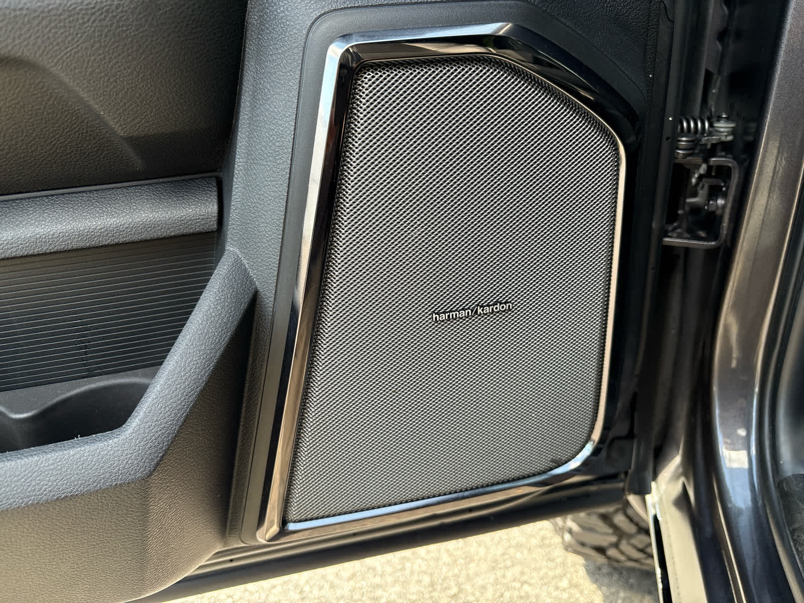 2025 RAM 2500 Base