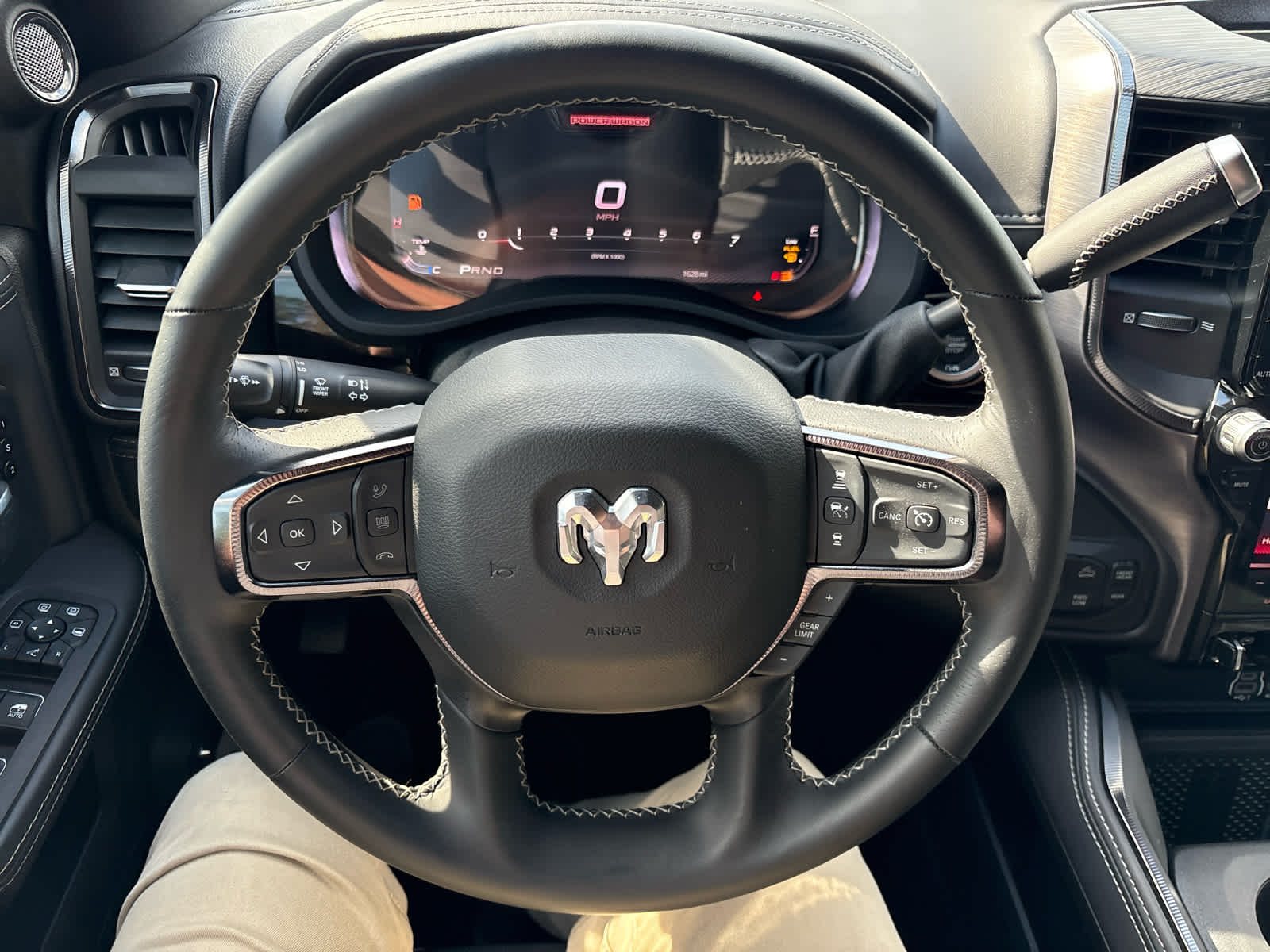 2025 RAM 2500 Base