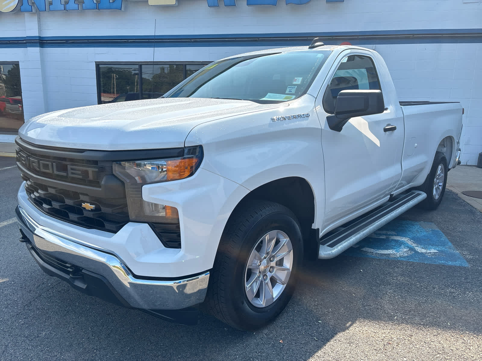 2025 Chevrolet Silverado 1500 WT