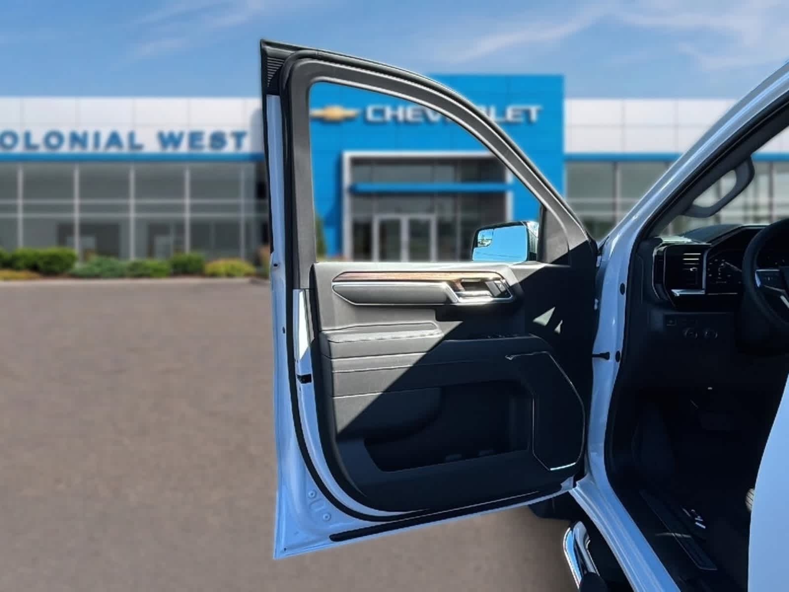 2026 Chevrolet Silverado 1500 LT - Photo 23