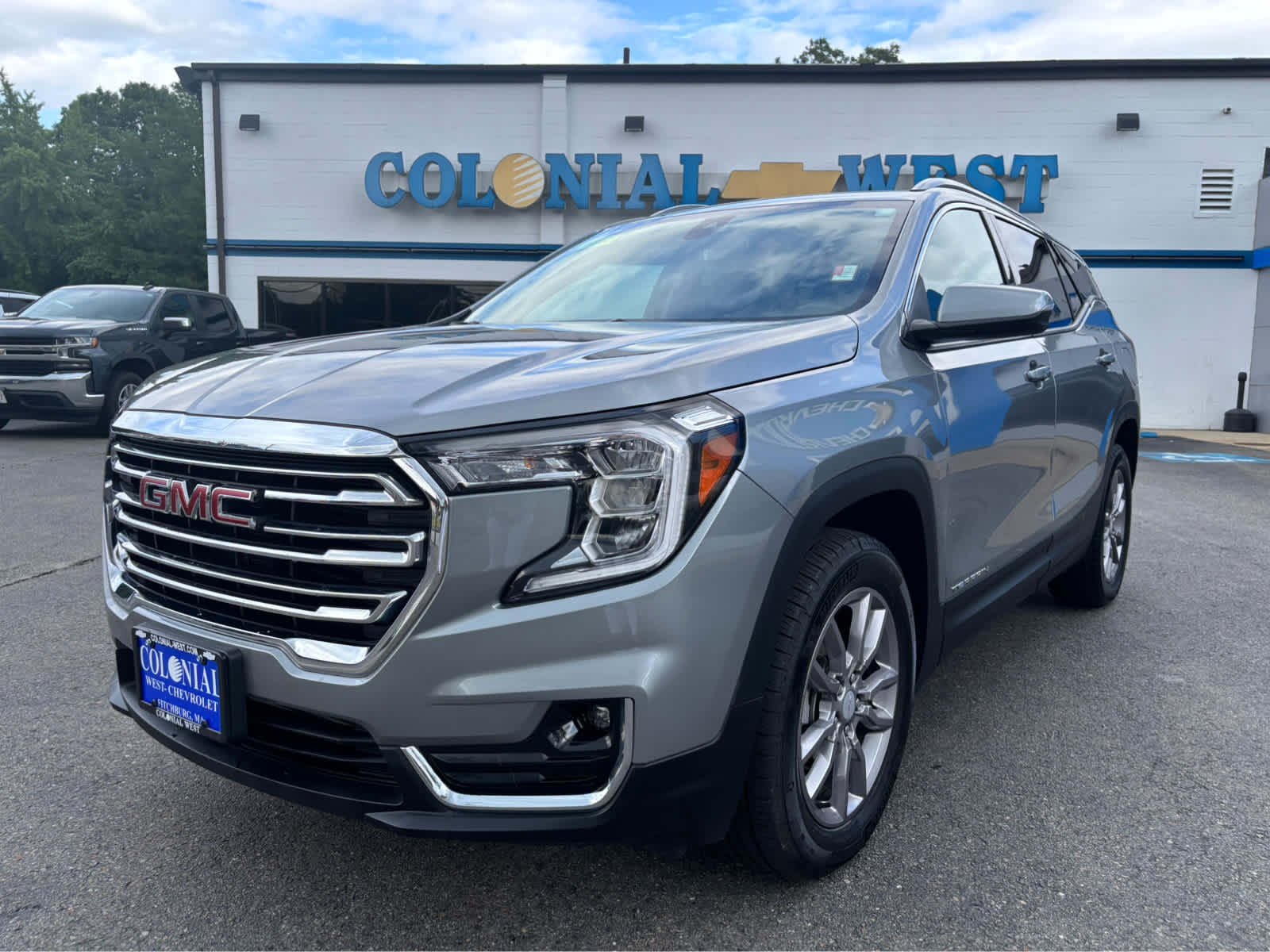 2024 GMC Terrain SLT