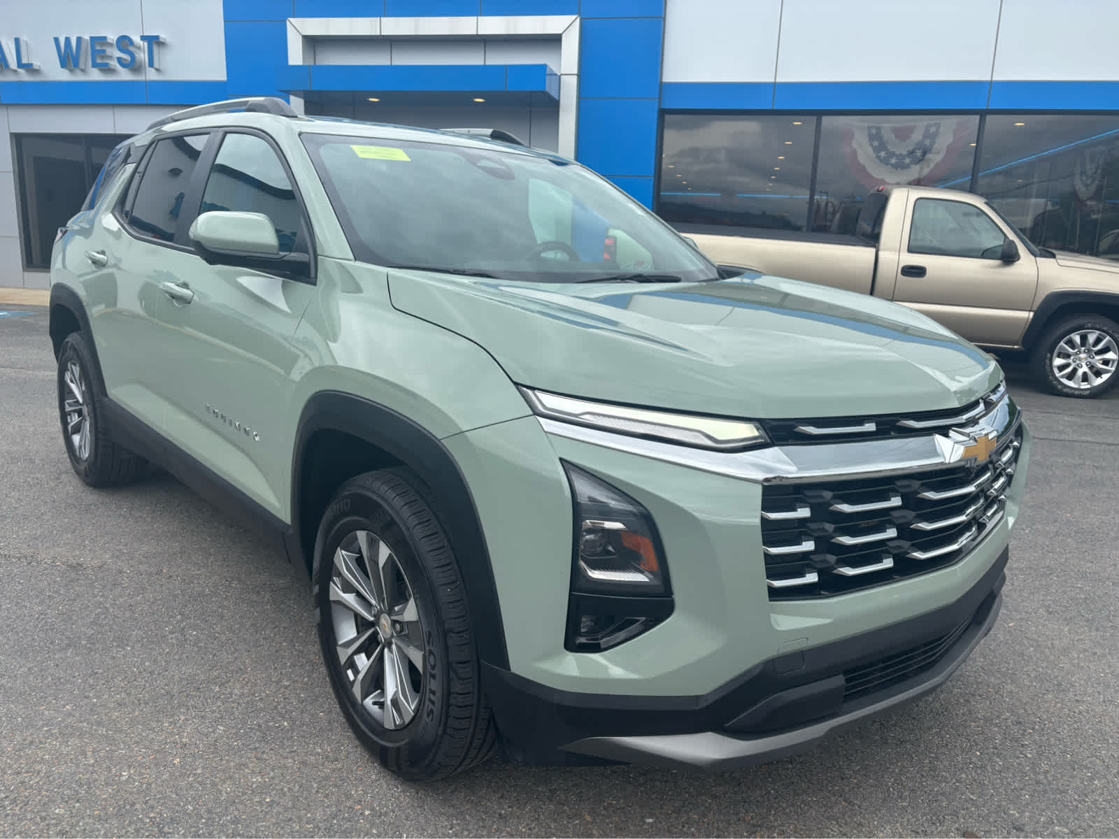 2025 Chevrolet Equinox LT