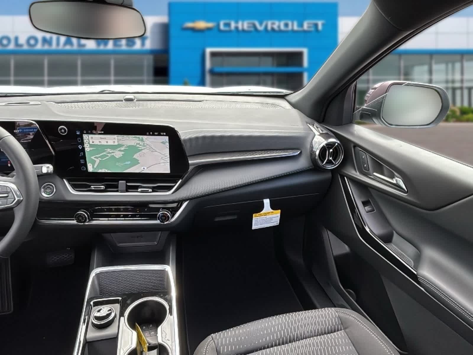 2027 Chevrolet Equinox LT - Photo 27