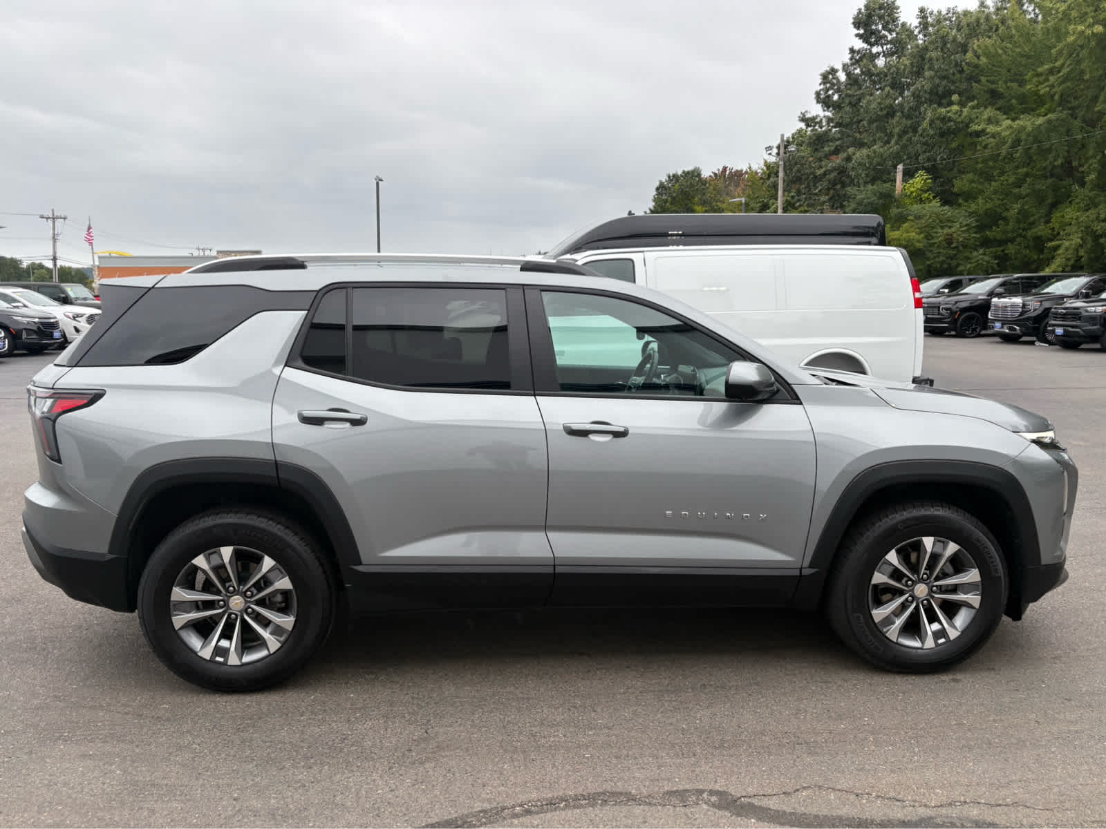 2025 Chevrolet Equinox LT