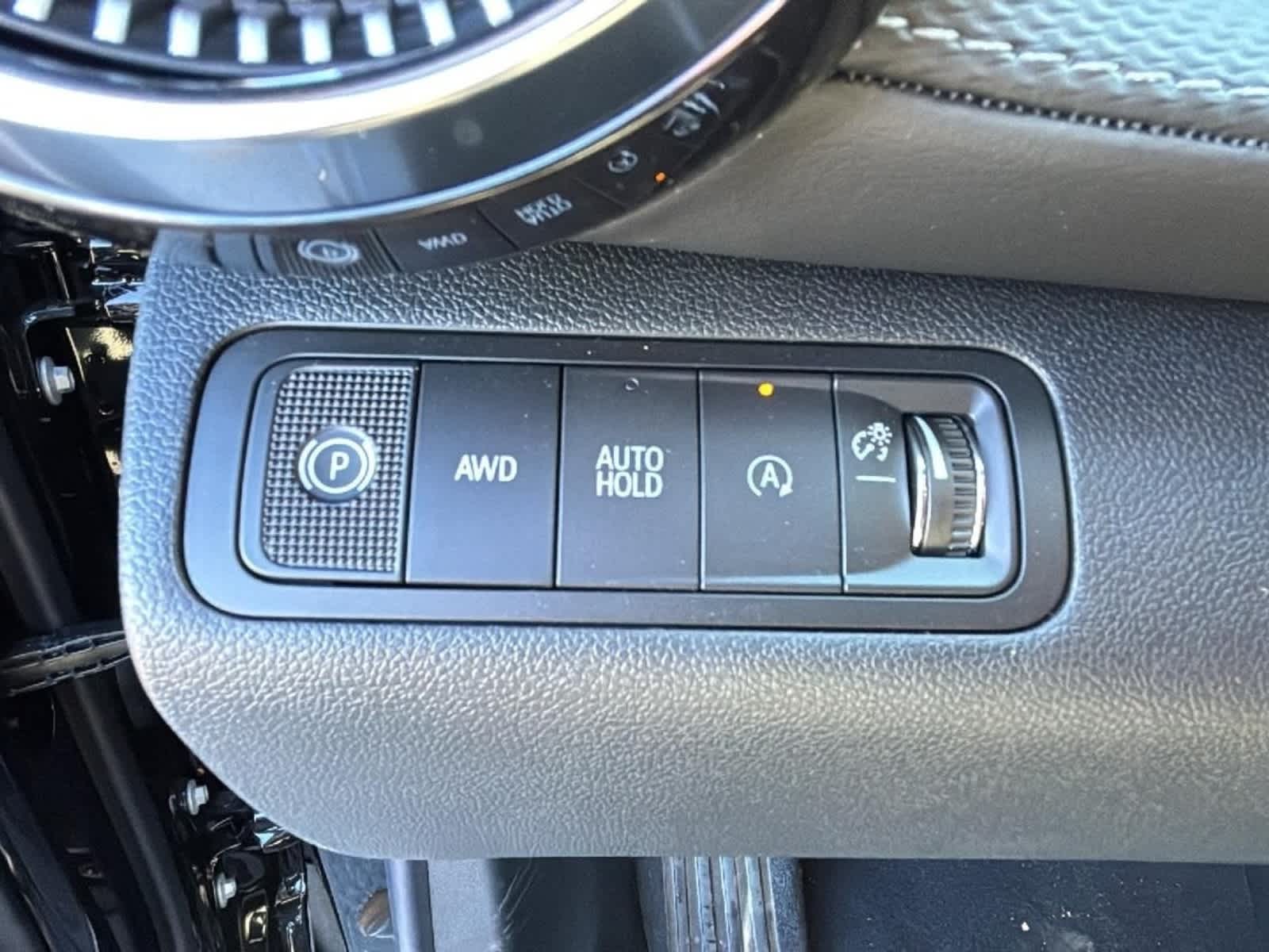 2027 Chevrolet Equinox LT - Photo 12