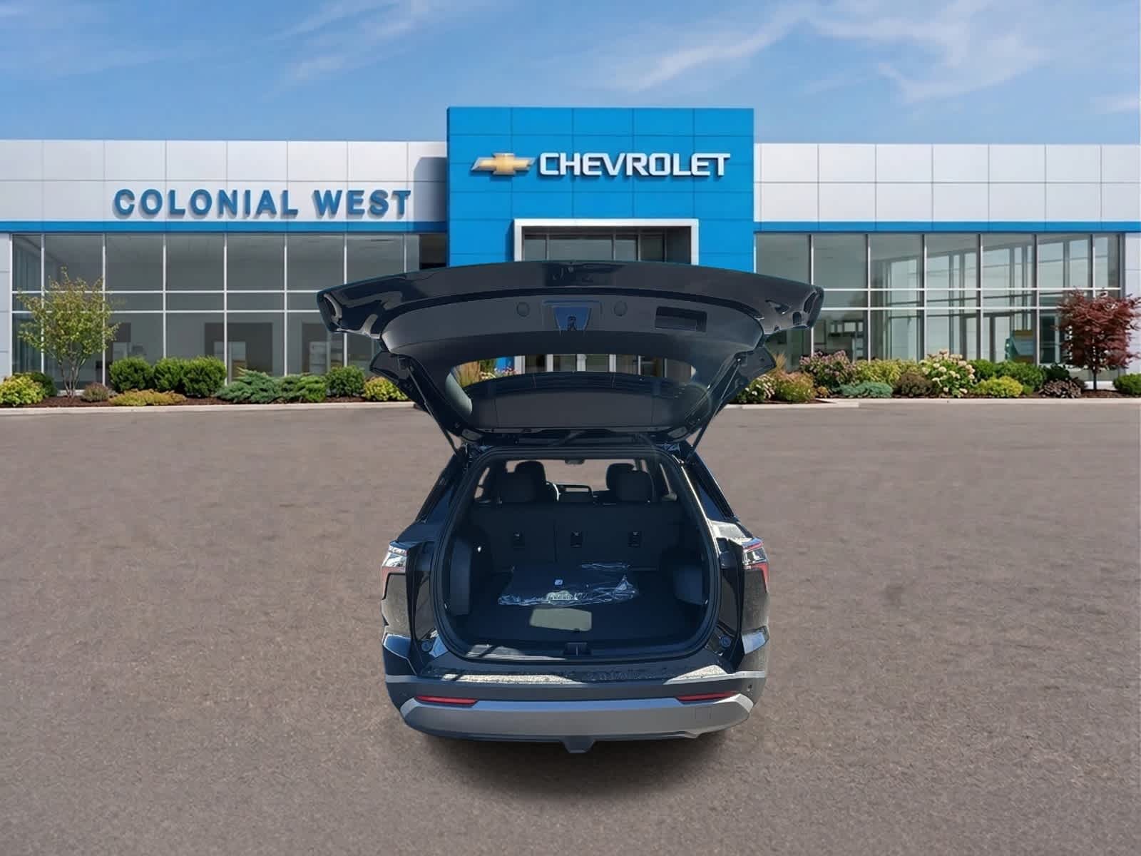 2027 Chevrolet Equinox LT - Photo 32